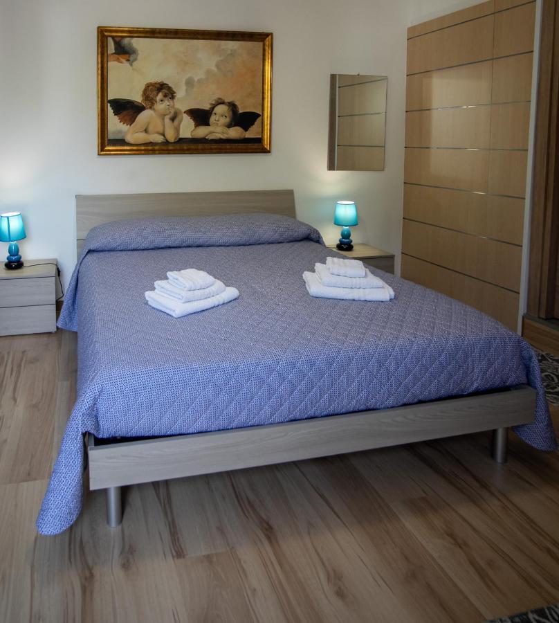 Royal Rooms Terracina Eksteriør billede