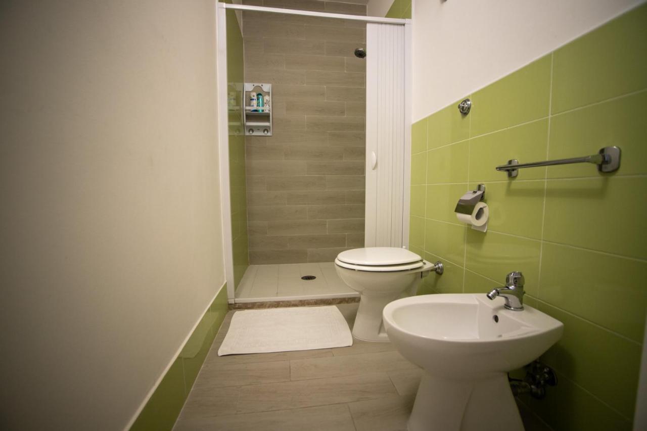 Royal Rooms Terracina Eksteriør billede