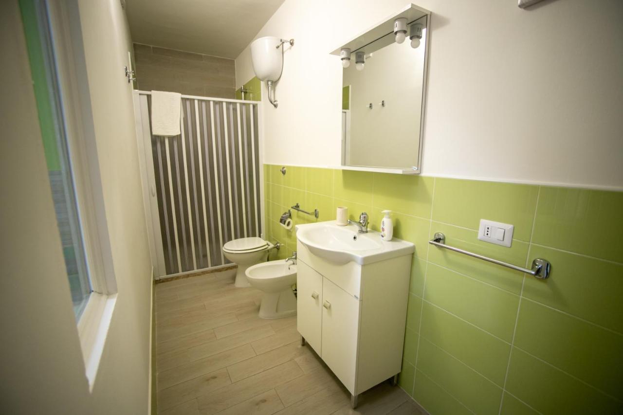 Royal Rooms Terracina Eksteriør billede
