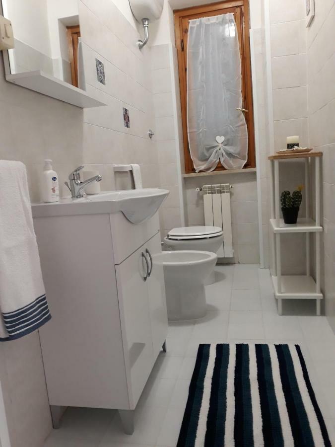 Royal Rooms Terracina Eksteriør billede
